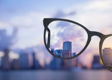 The Rise of Smart Glasses: Will They Replace Smartphones?